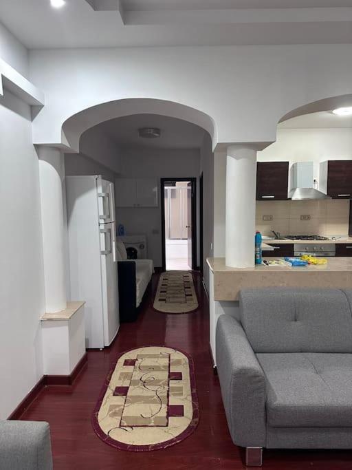 Apartament Complex Bukarest Eksteriør billede